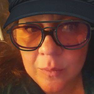 Meet your Posher, Kim